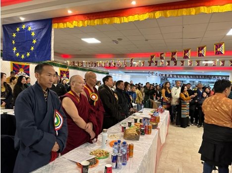 比利時藏人隆重慶祝藏歷水兔新年
