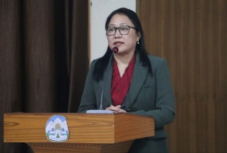 外交部長諾增卓瑪女士出席當代西藏文學研討會