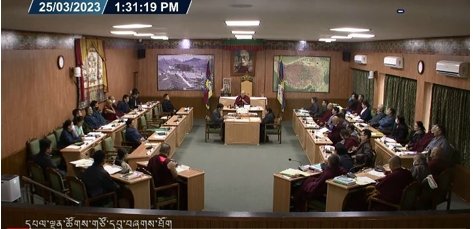 第十七屆西藏議會第七次會議閉幕通過30多億財政預算案