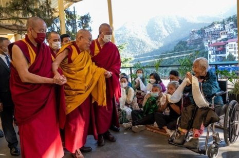 達賴喇嘛尊者出席「億遍六字明咒大法會」