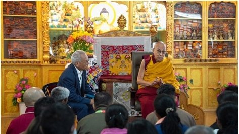 CTA-達賴喇嘛尊者在拉達克為中國災民祈禱