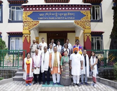 CTA-印度援藏組織代表團訪問西藏人民議會