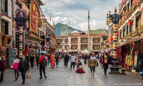 關鍵評論-《走入西藏》：在西藏向小販問了價錢卻不買？那就別想走