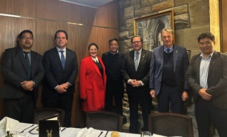 RFA專欄 | 西藏縱覽：西藏流亡政府領導會見加拿大議員 敦促加大對西藏的支持