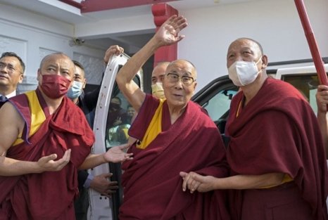 CTA-尊者達賴喇嘛抵達印度佛教聖地菩提伽耶