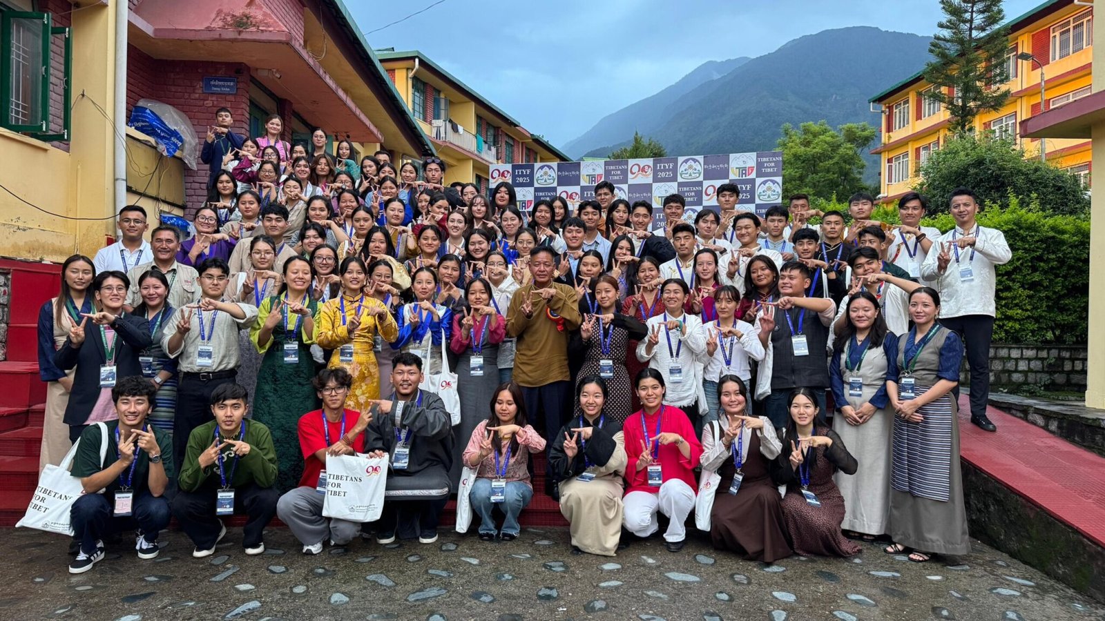 第三届国际西藏青年论坛在达兰萨拉隆重开幕