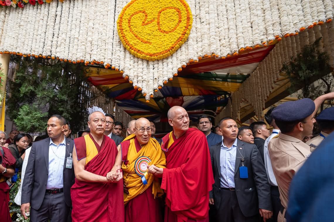 藏人行政中央隆重庆祝达赖喇嘛尊者九十华诞