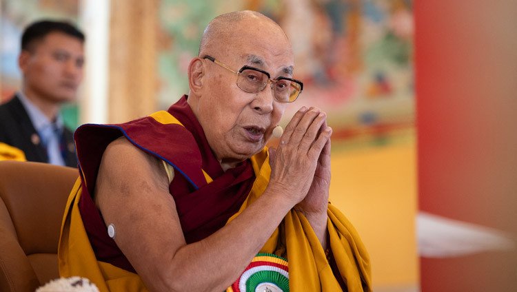 达赖喇嘛尊者为藏斯卡举行的夏季辩经大法会揭幕