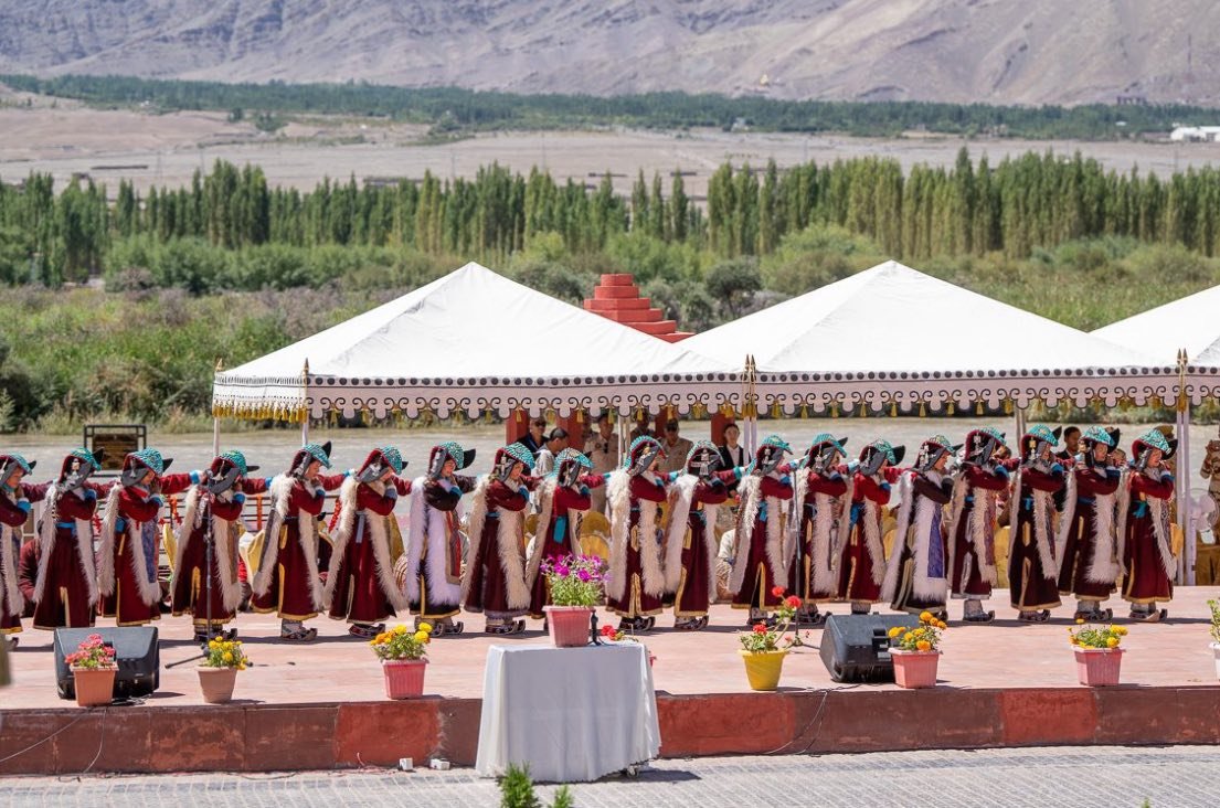 536292792_1180074160808611_113336806829614003_n