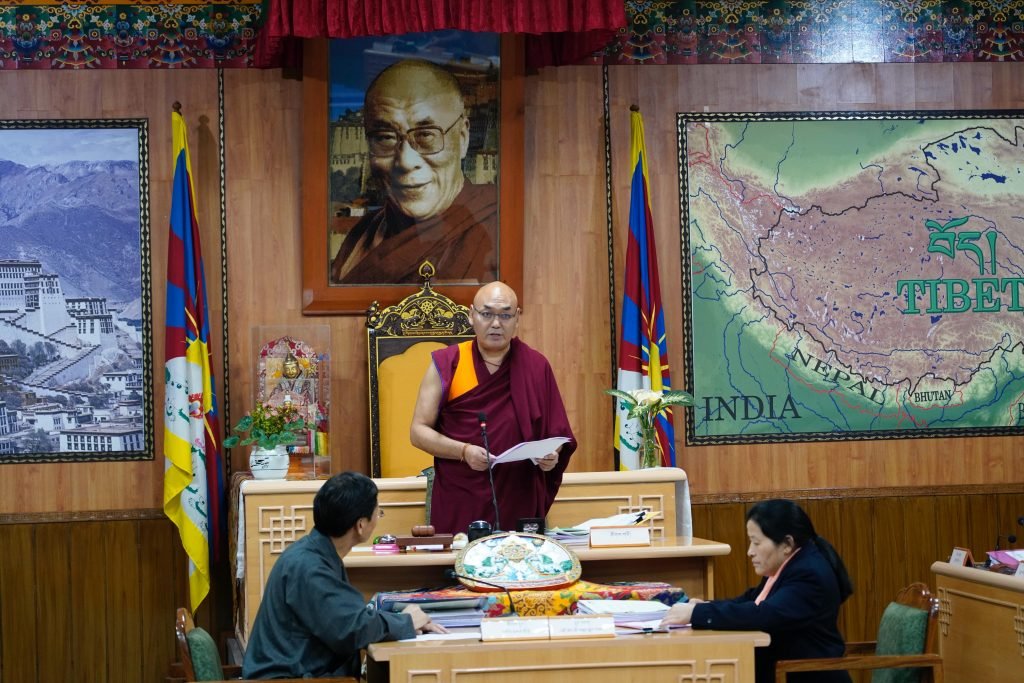 第十七屆西藏人民議會第十次會議圓滿閉幕