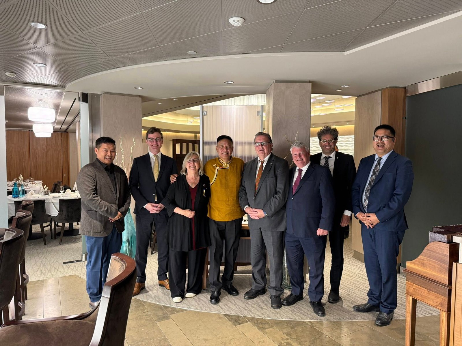 司政邊巴次仁在加拿大會晤國會議員及民間團體代表