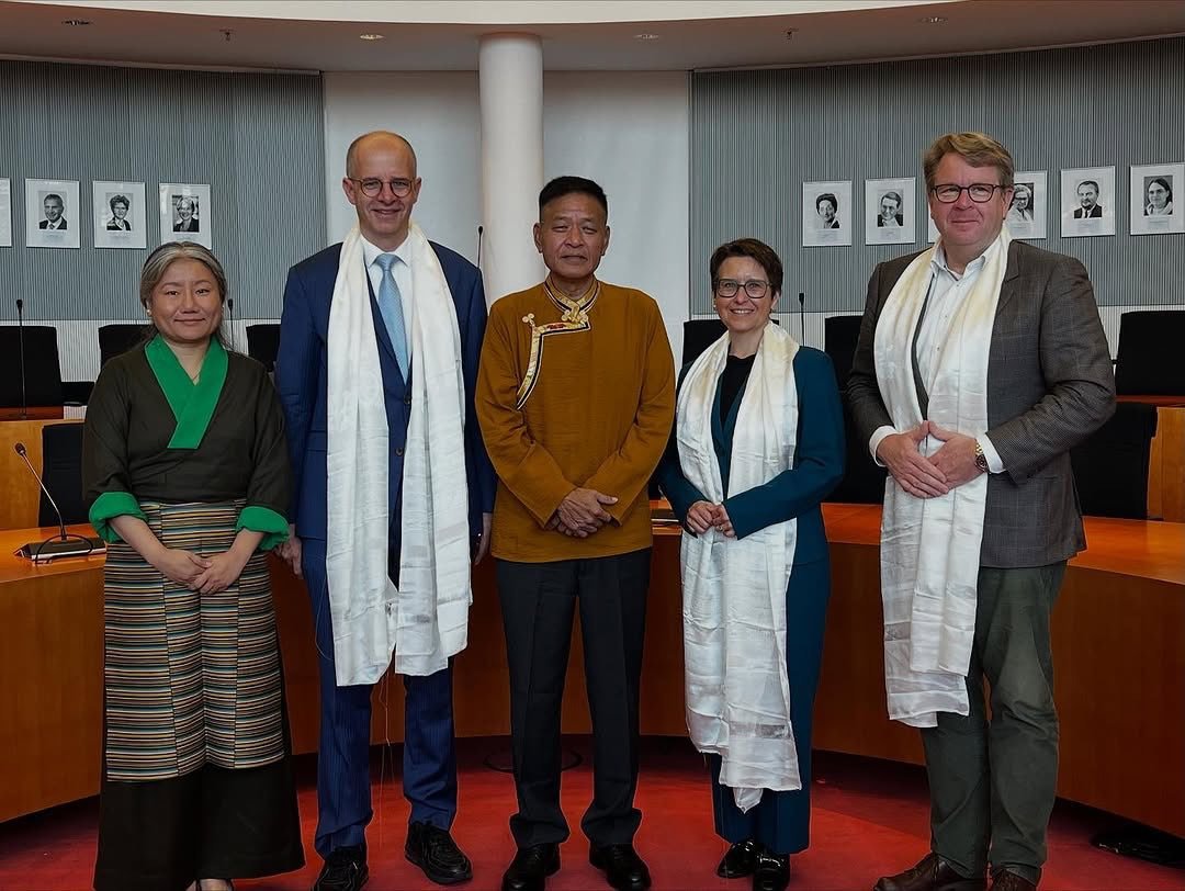 司政邊巴次仁在柏林會晤德國議員及支持西藏人士
