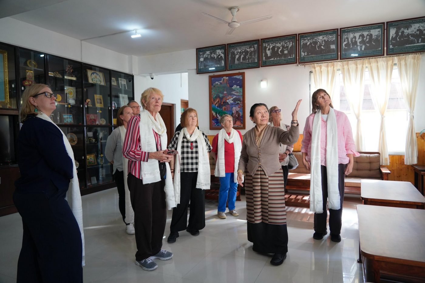 副議長卓瑪次仁會見澳洲西藏委員會代表團