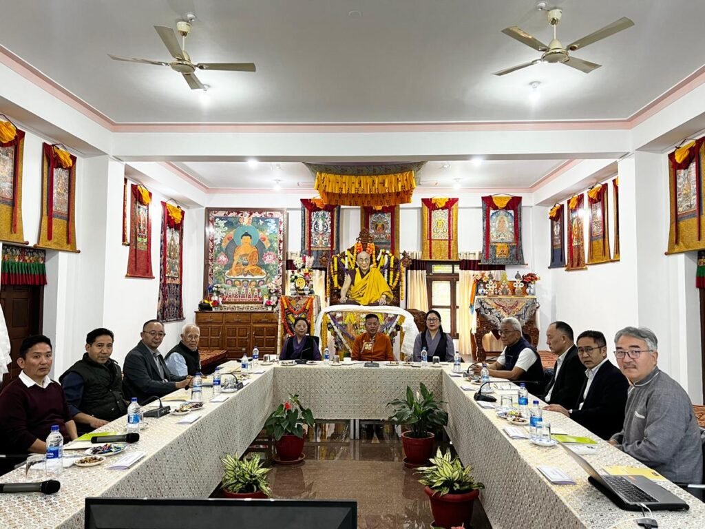 第十六屆噶廈召開常設策略規劃小組第八次會議