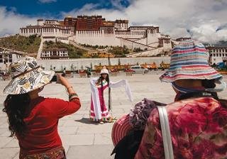 西藏被迪士尼化旅遊是如何成為佔領工具